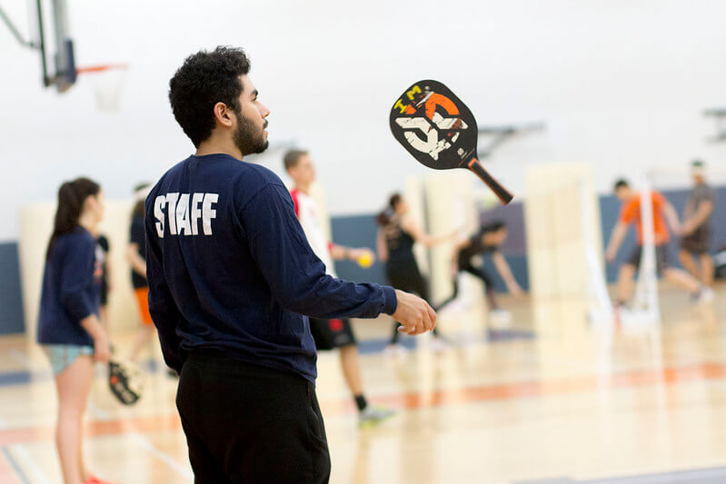 pickleball how to hold a paddle