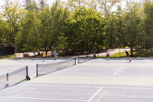 loud and noisy concrete pickleball court