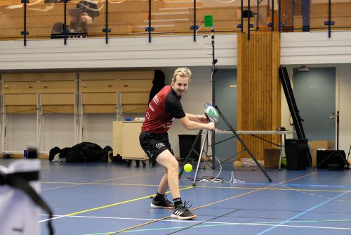 improving using skinny pickleball