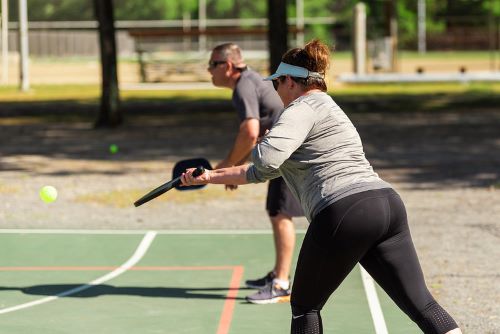 can play pickleball if overweight