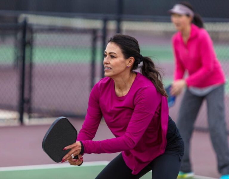 Choosing the Right Pickleball Paddle Weight